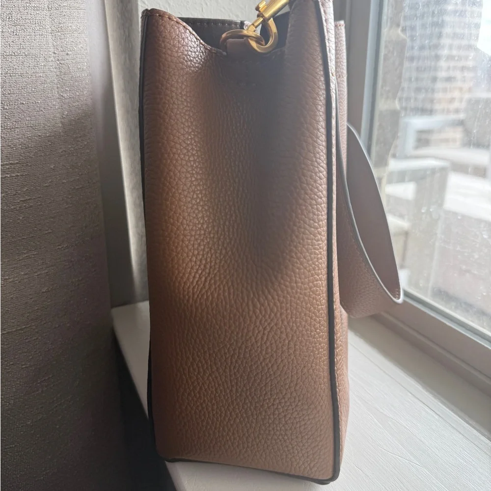 Tory Burch McGraw small bucket bag in moose - Picture 5 of 9